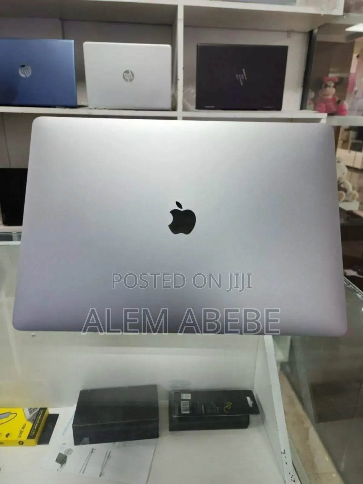 New Laptop Apple MacBook Pro 2019 32GB Intel Core I9 SSD 512GB