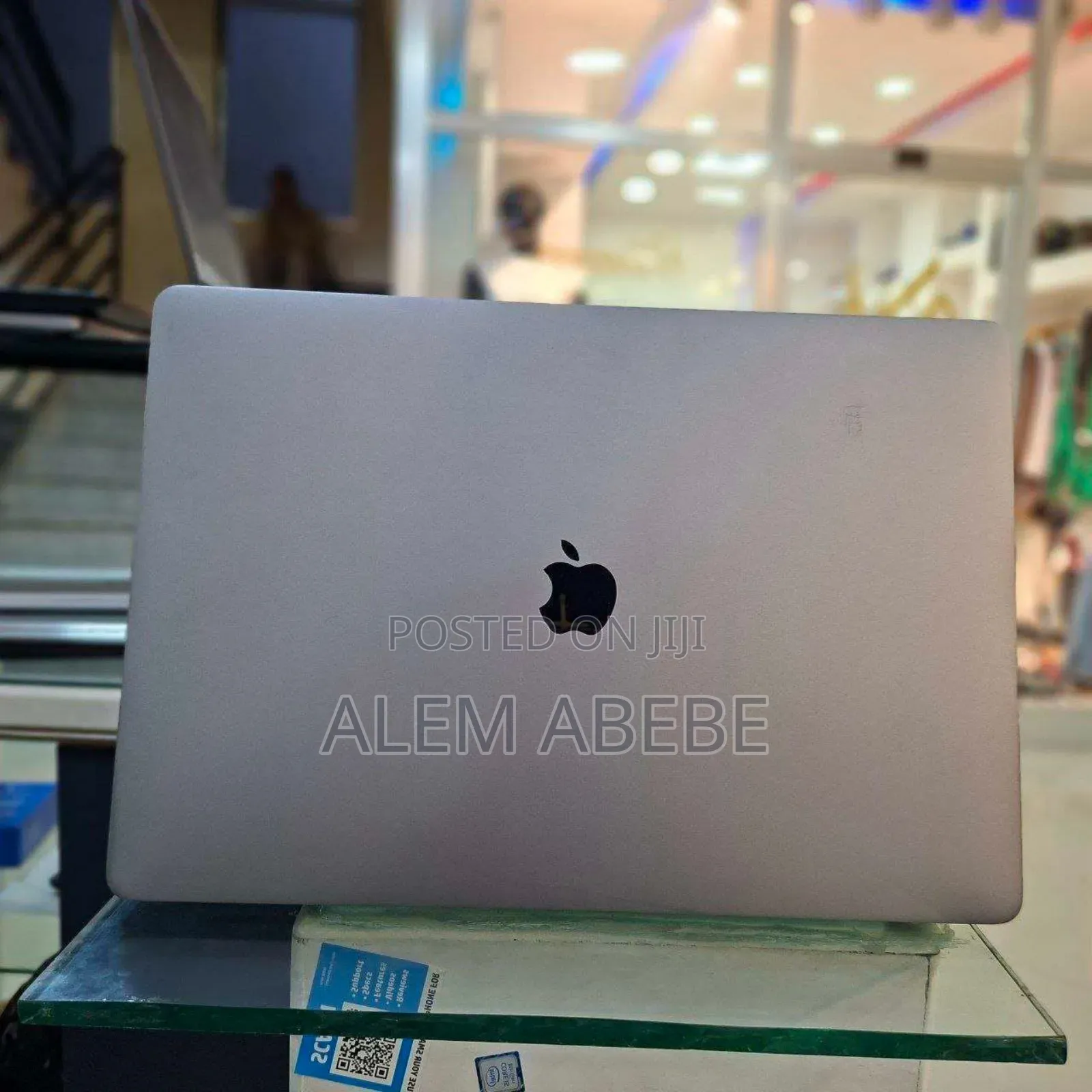 New Laptop Apple MacBook Pro 2019 32GB Intel Core I9 SSD 512GB