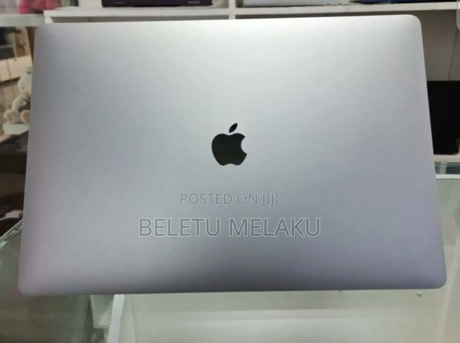 New Laptop Apple MacBook Pro 2019 32GB Intel Core I9 SSD 512GB