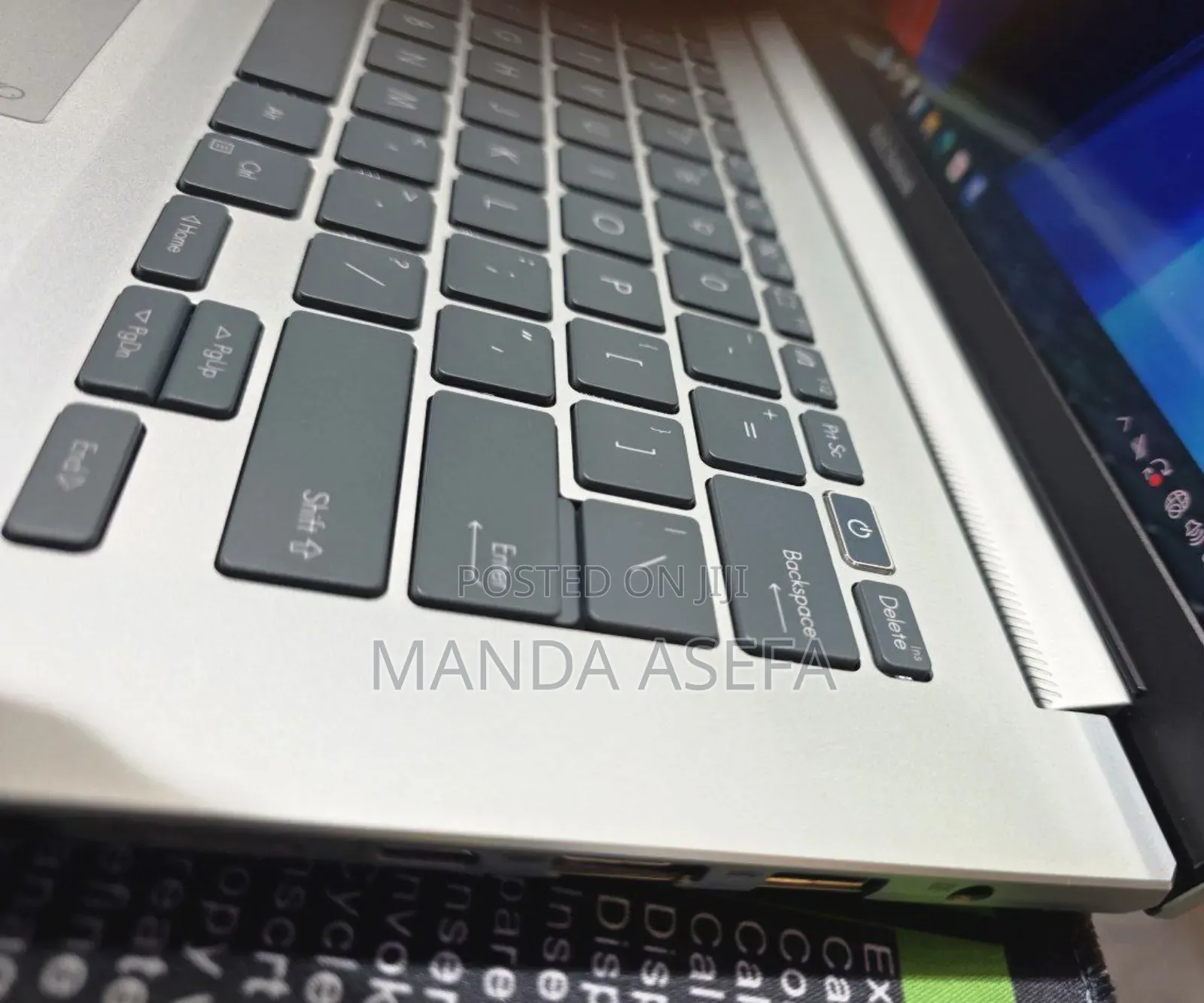 New Laptop Asus Zenbook 14 UX434 16GB Intel Core I7 SSD 1T