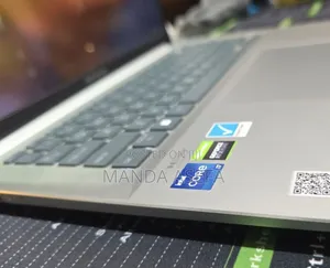 New Laptop Asus Zenbook 14 UX434 16GB Intel Core I7 SSD 1T