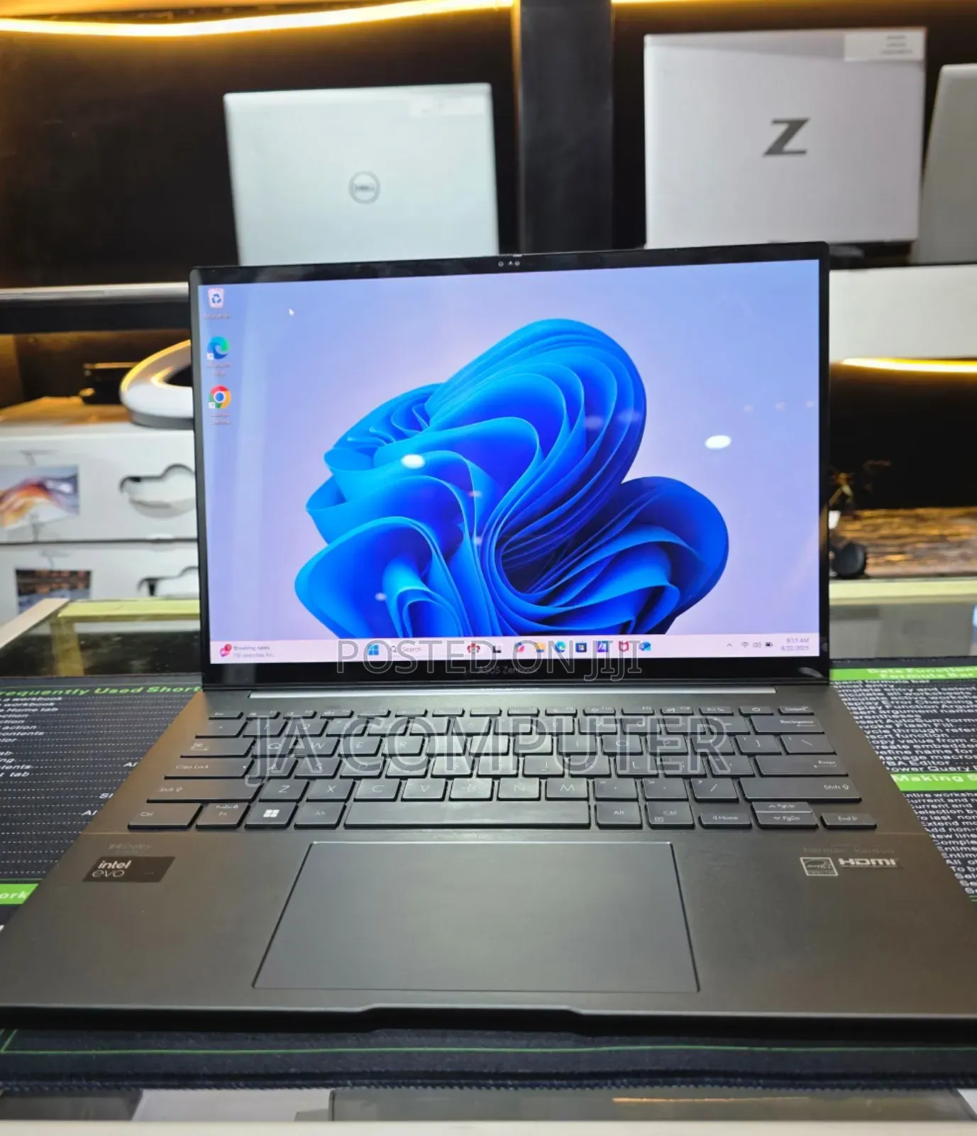 New Laptop Asus ZenBook 13 UX331UN 16GB Intel Core Ultra 5 SSD 512GB