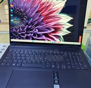 Photo - New Laptop Lenovo Yoga 7i 16GB Intel Core Ultra 7 SSD 1T