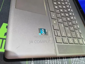 New Laptop HP Spectre 16GB Intel Core I7 SSD 1T