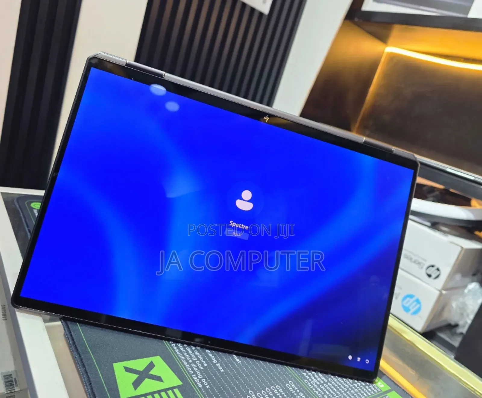 New Laptop HP Spectre 16GB Intel Core I7 SSD 1T