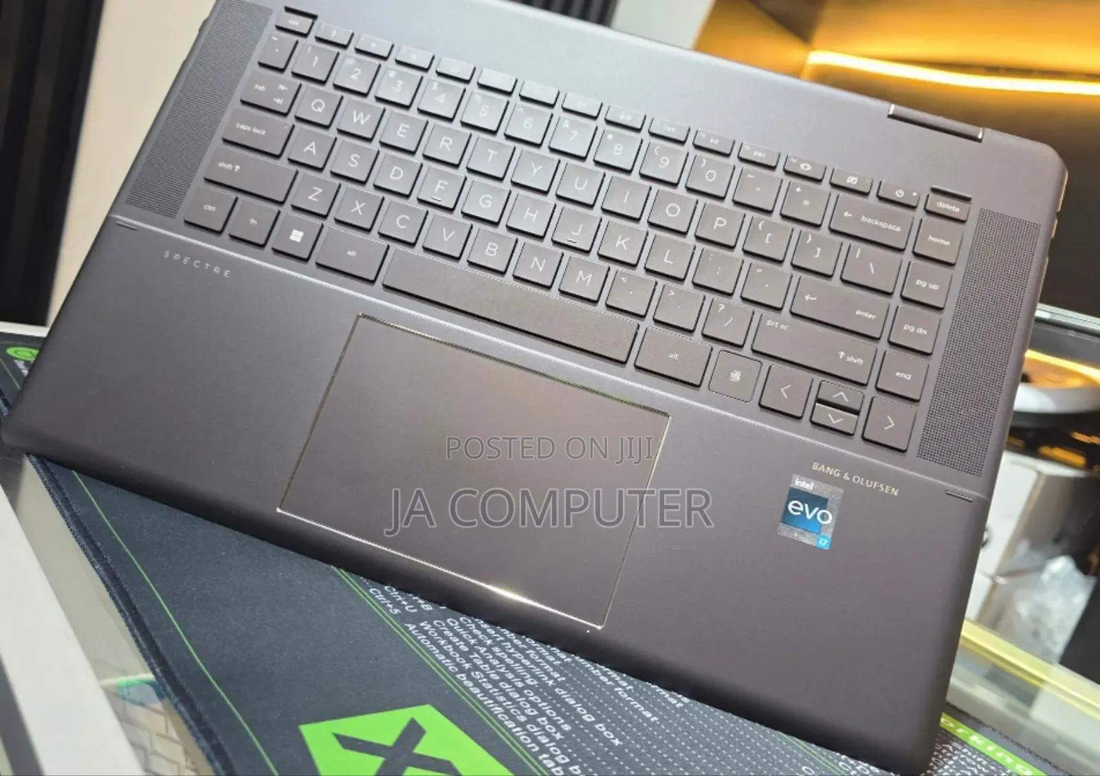 New Laptop HP Spectre 16GB Intel Core I7 SSD 1T