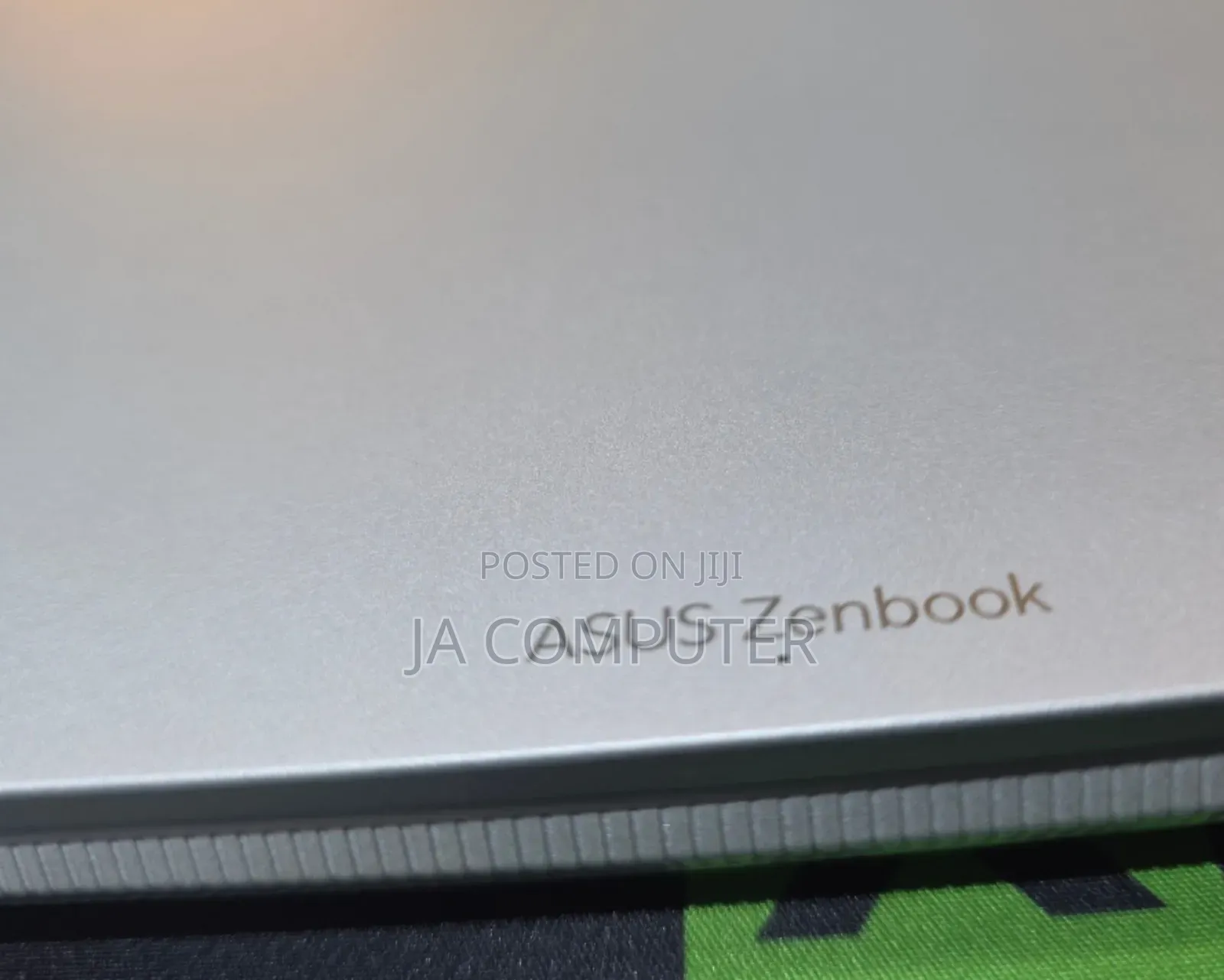 New Laptop Asus Zenbook 14 UX434 16GB Intel Core I7 SSD 512GB