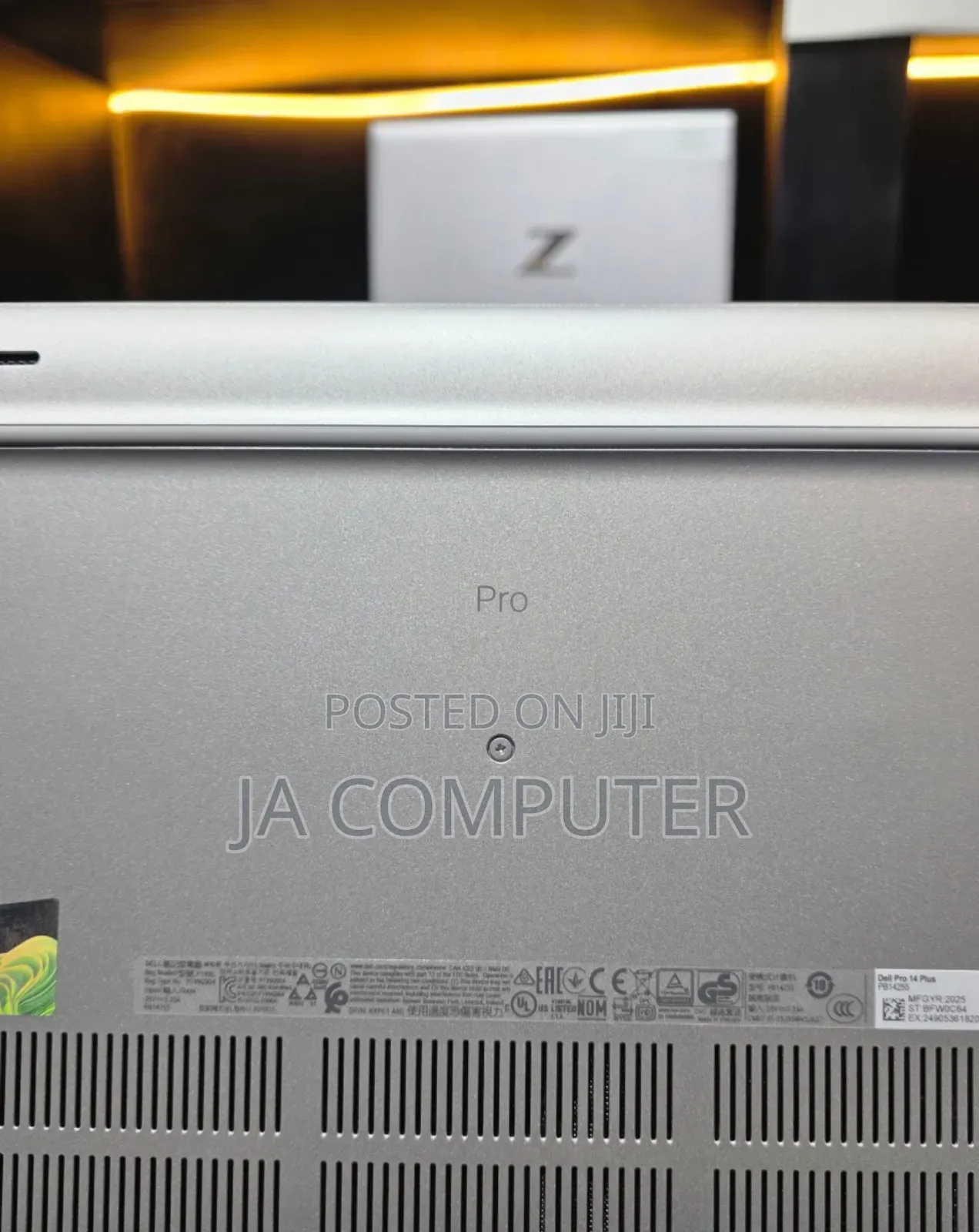 New Laptop Dell Pro 14 32GB AMD Ryzen 7 SSD 1T