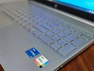 New Laptop HP Stream Notebook 8GB Intel Core I5 SSD 256GB