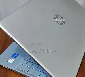 New Laptop HP Stream Notebook 8GB Intel Core I5 SSD 256GB
