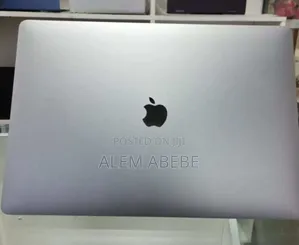 New Laptop Apple MacBook Pro 2019 16GB Intel Core I7 SSD 512GB