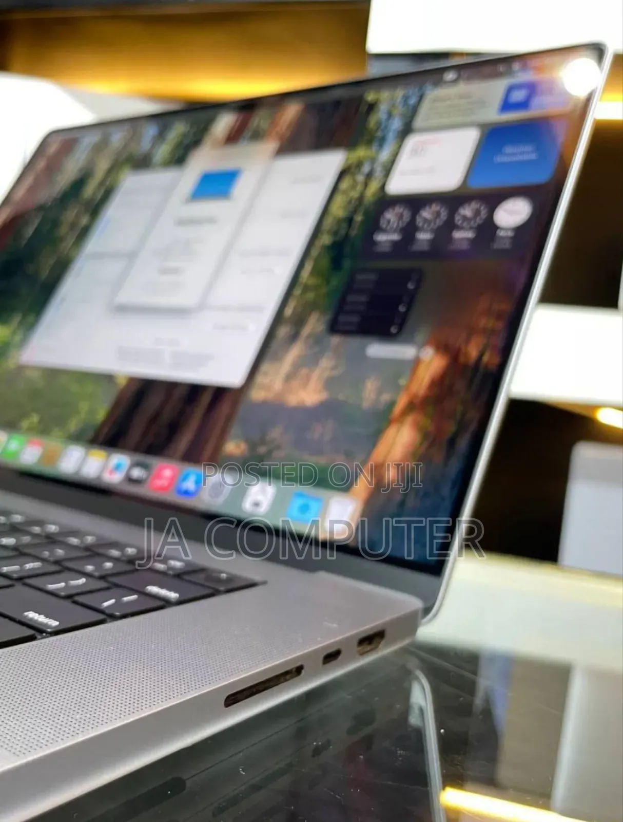 New Laptop Apple MacBook Pro 2021 M1 32GB Apple M1 Pro SSD 1T