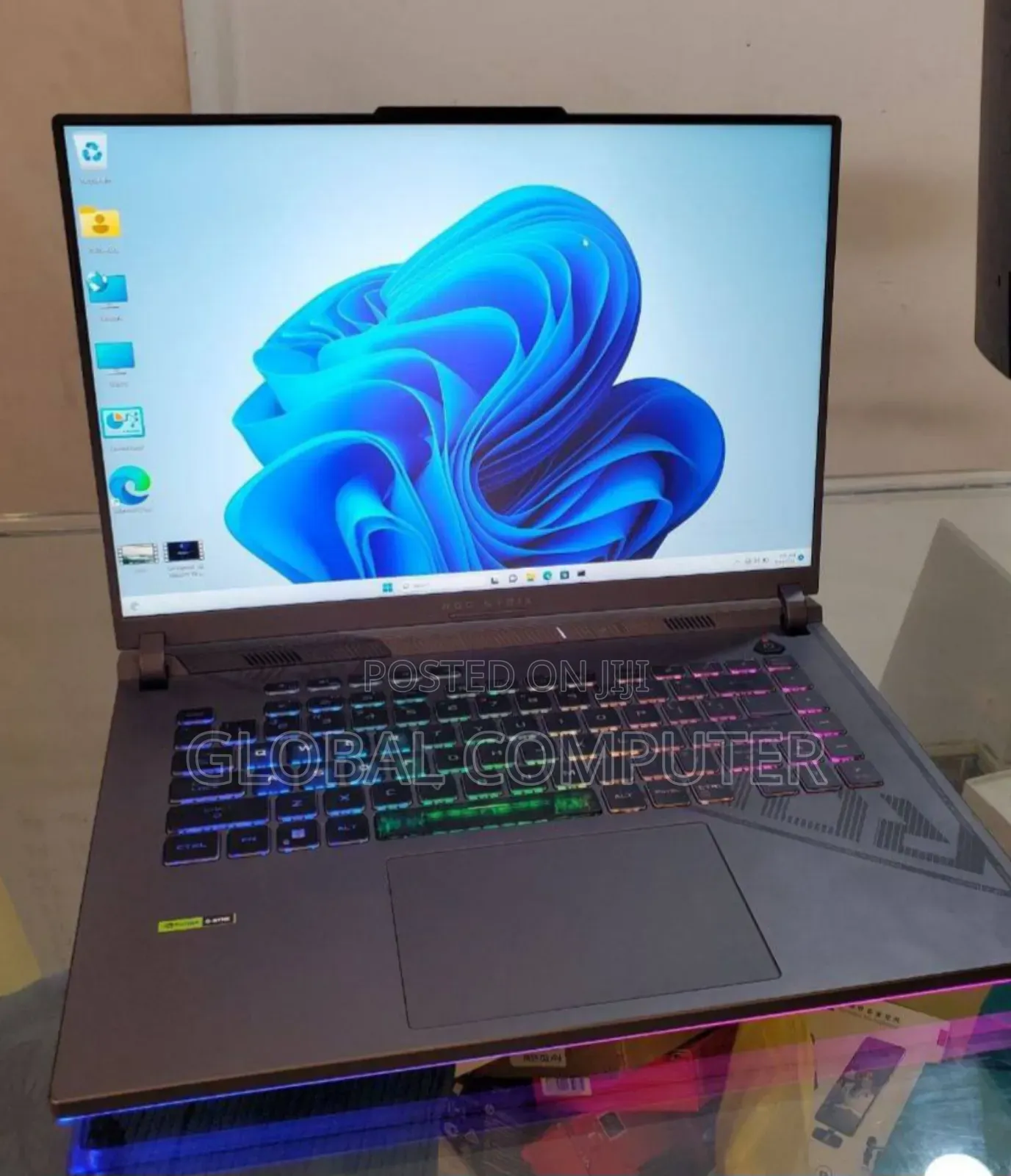 New Laptop Asus ROG G703 16GB Intel Core I7 SSD 1T