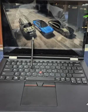 Photo - New Laptop Lenovo ThinkPad X380 Yoga 8GB Intel Core i5 SSD 512GB