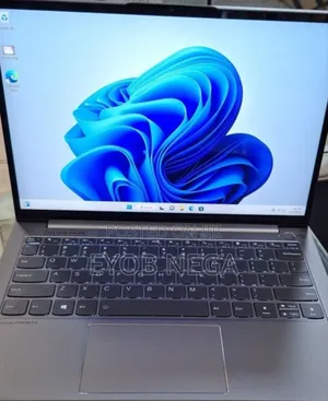 New Laptop Lenovo ThinkBook 13 16GB Intel Core I7 SSD 512GB