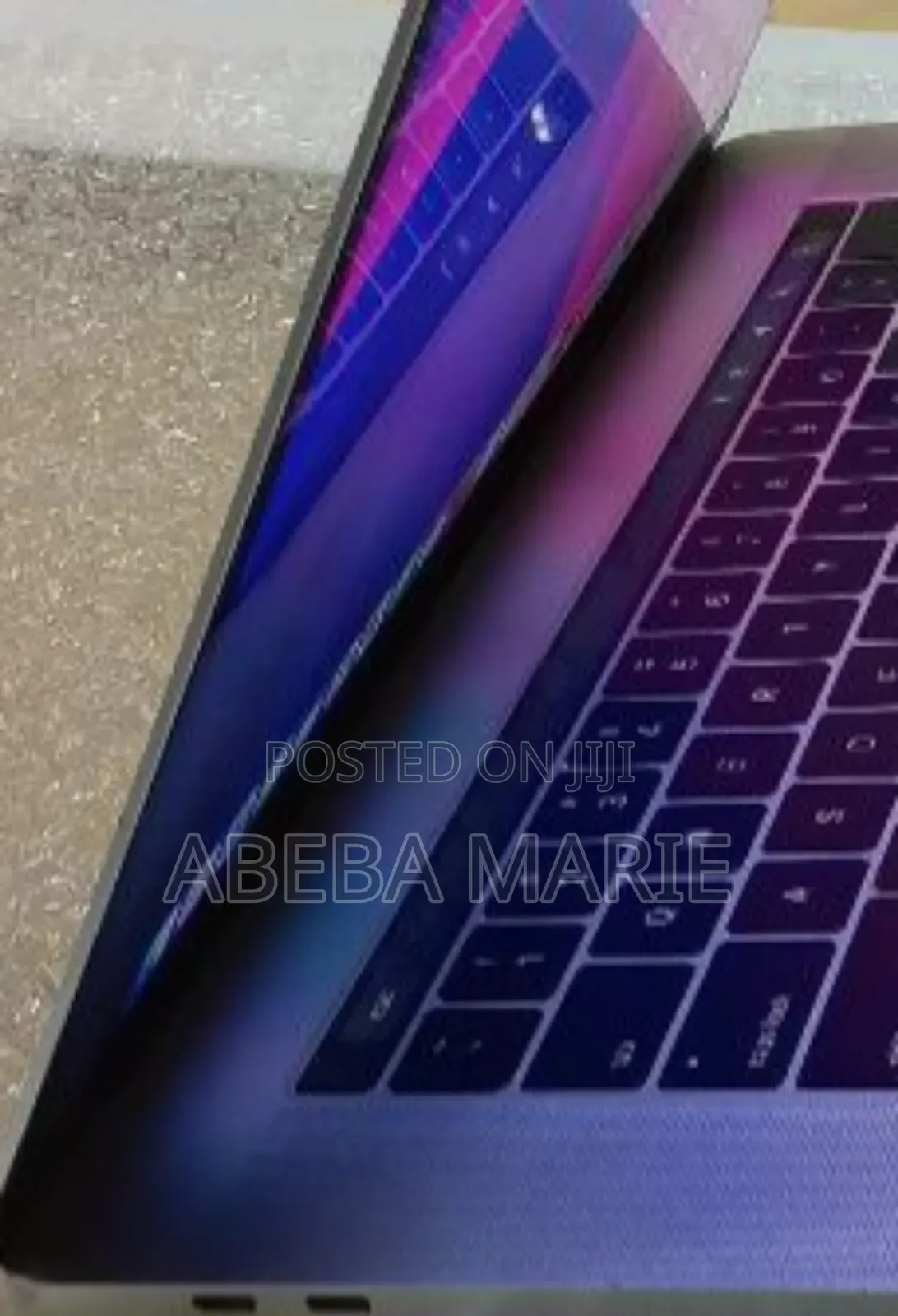 New Laptop Apple MacBook Pro 2017 16GB Intel Core I7 SSD 256GB