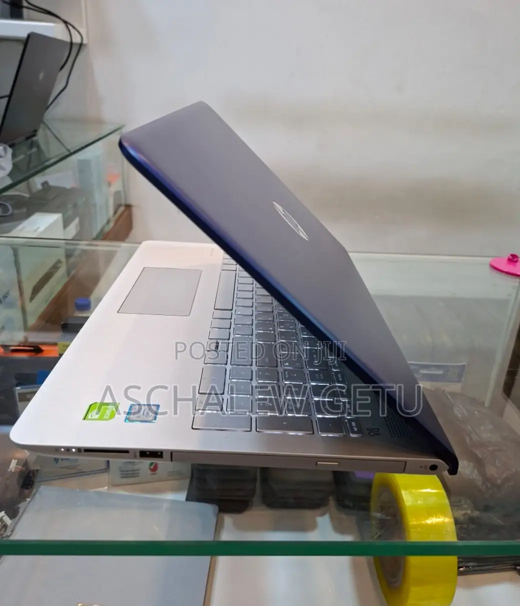 New Laptop HP Pavilion 15 8GB Intel Core I7 HDD 1T