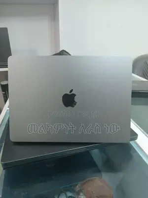 New Laptop Apple MacBook Pro 2022 M2 8GB Apple M2 SSD 256GB