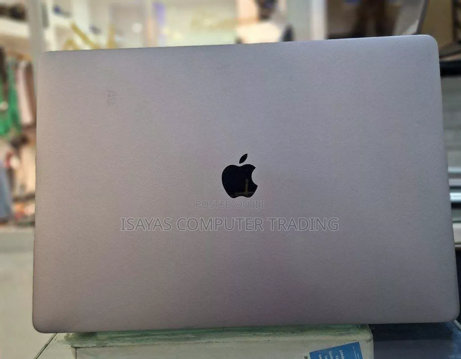 New Laptop Apple MacBook Pro 2019 32GB Intel Core I9 SSD 512GB