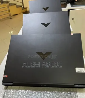 New Laptop HP Victus 15 16GB AMD Ryzen 7 SSD 1T