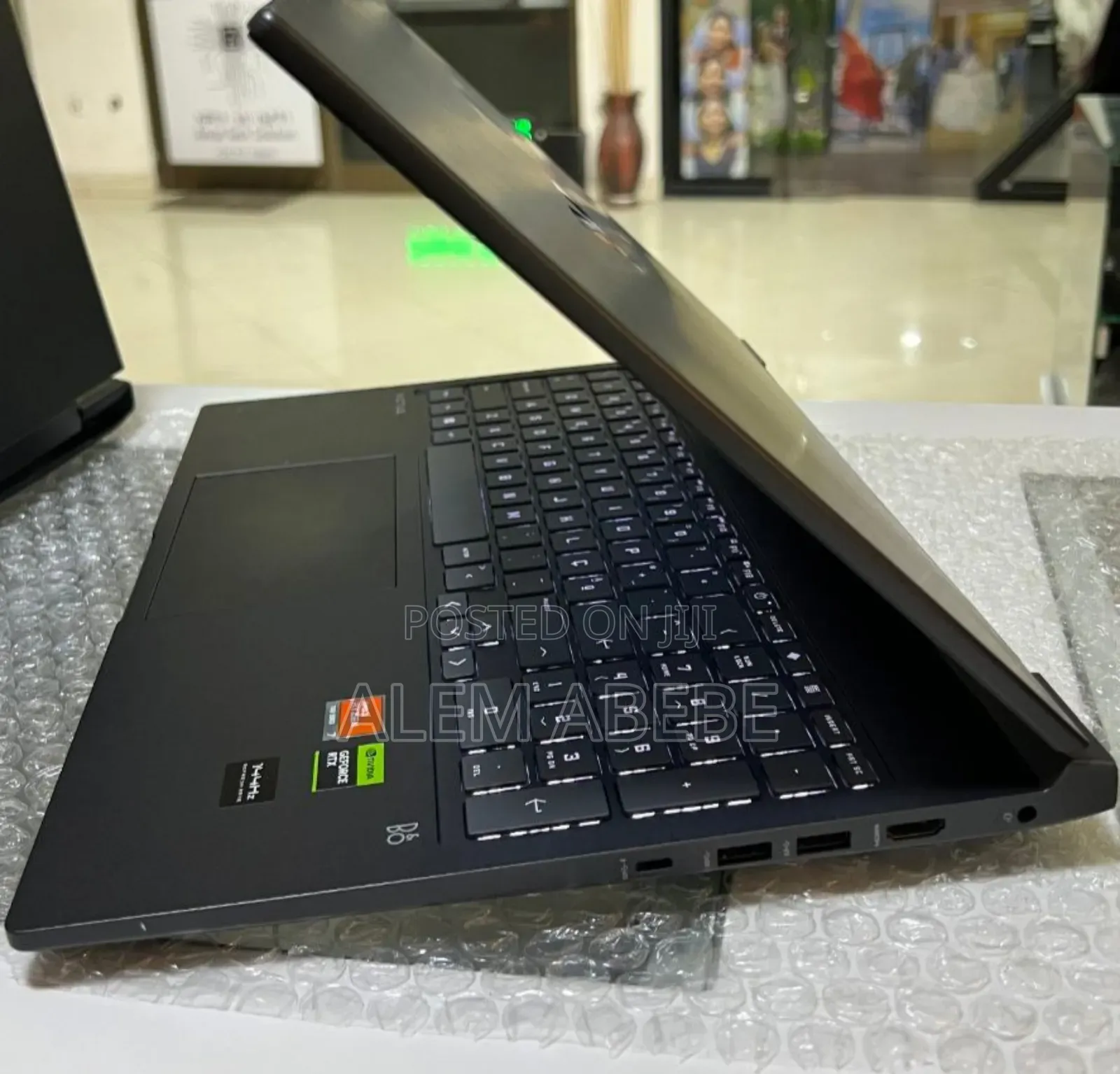 New Laptop HP Victus 15 16GB AMD Ryzen 7 SSD 1T