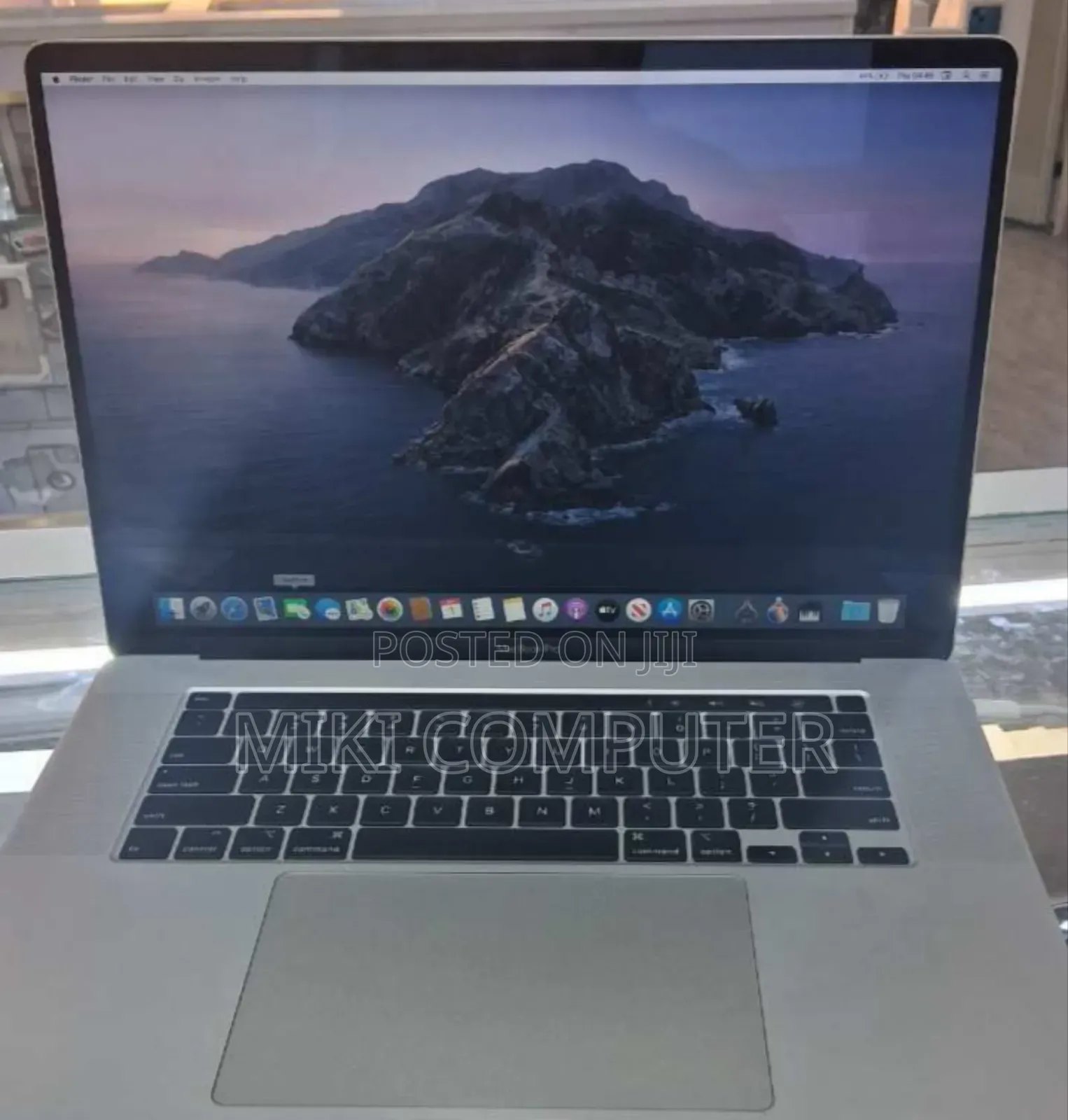 New Laptop Apple MacBook Pro 2019 16GB Intel Core i7 SSD 512GB