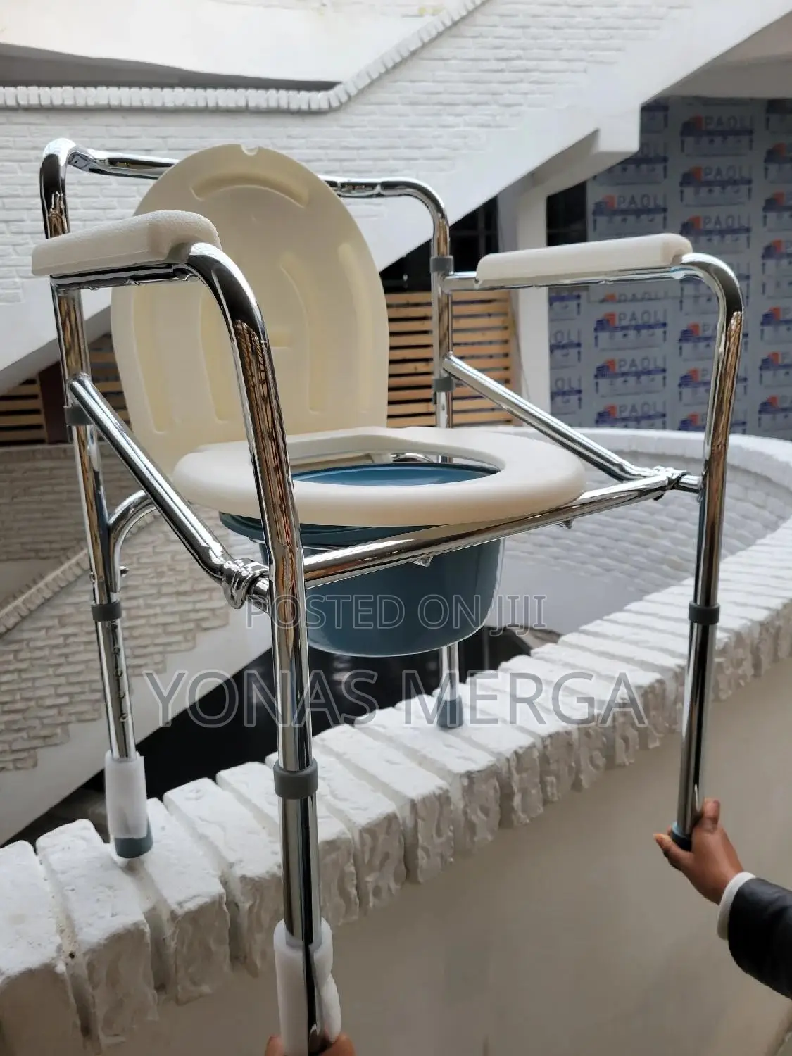 Commode Chair险፬toiley Chair¤፭lightweight and Corrosion-Resistant.