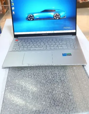 New Laptop Asus VivoBook 15 X505BA 16GB Intel Core I5 SSD 512GB