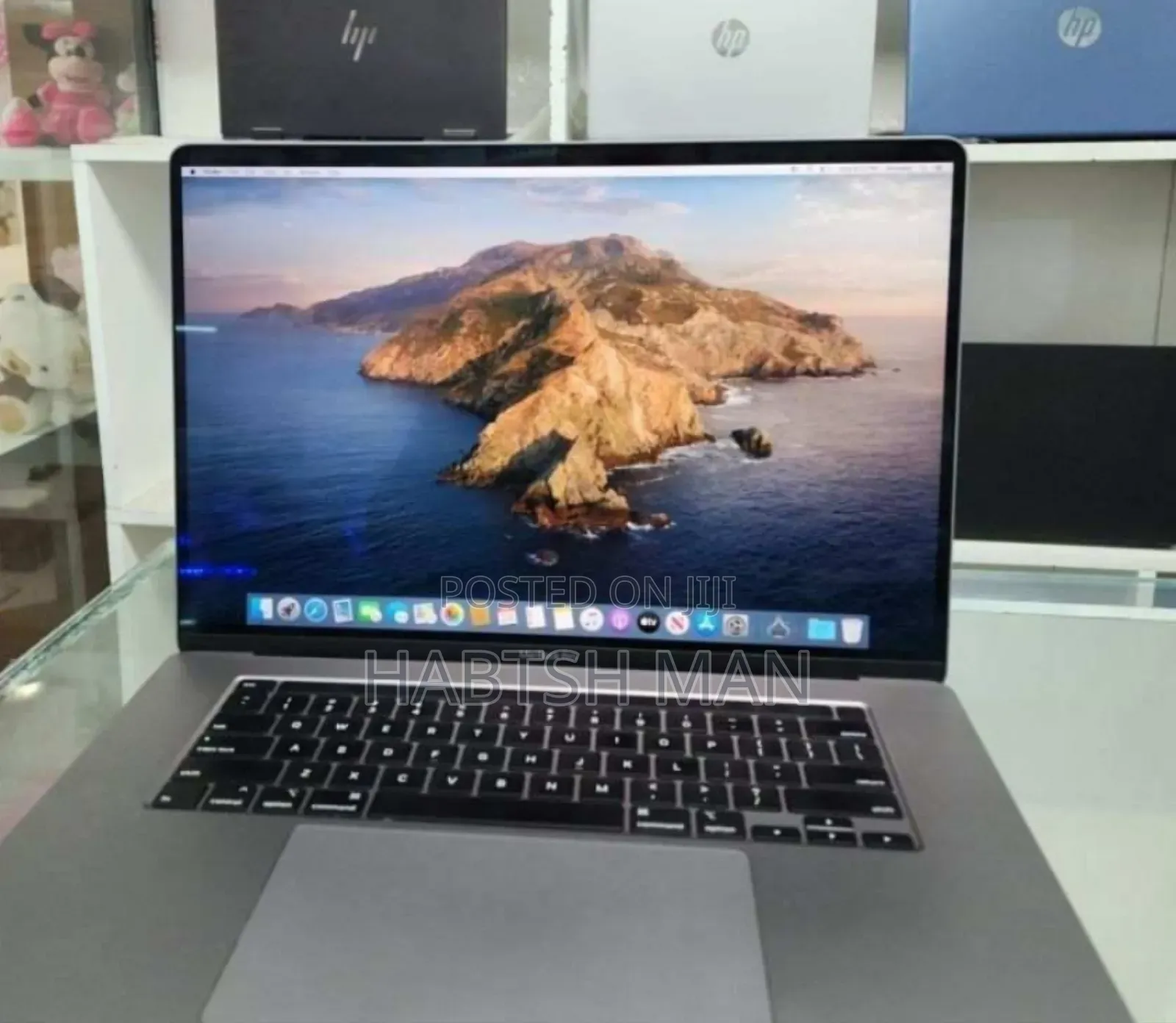 New Laptop Apple MacBook Pro 2019 32GB Intel Core i9 SSD 512GB