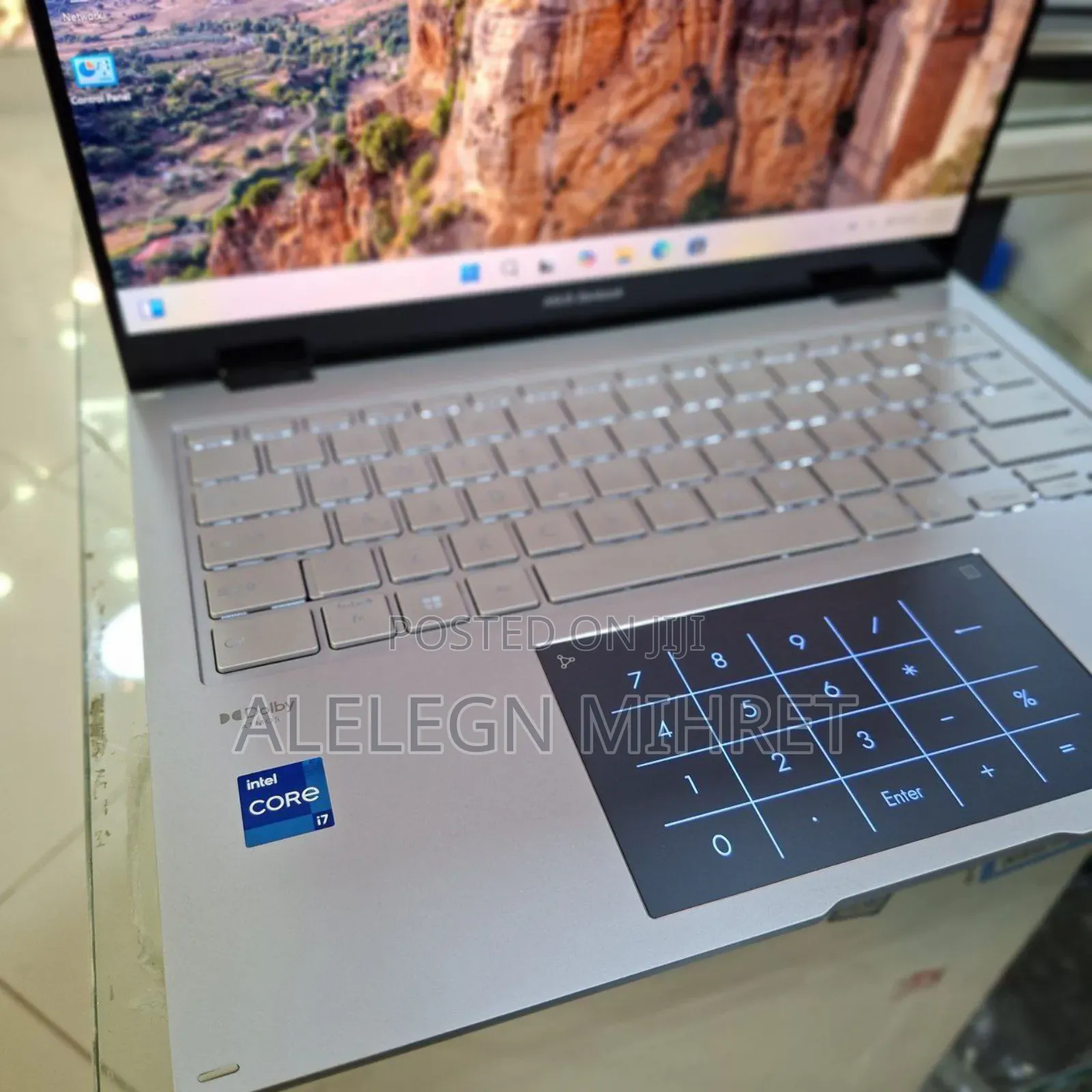 New Laptop Asus ZenBook Flip 14 UX461UA 16GB Intel Core I7 SSD 1T