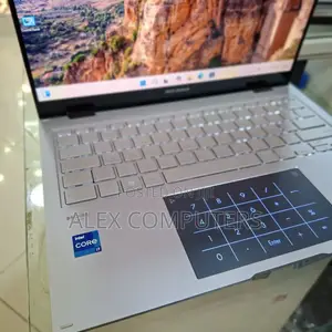 New Laptop Asus ZenBook Flip 14 UX461UA 16GB Intel Core I7 SSD 1T