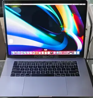 Photo - New Laptop Apple MacBook Pro 2019 32GB Intel Core I9 SSD 512GB