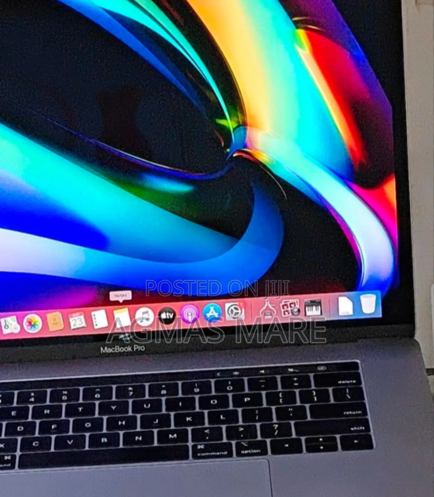 New Laptop Apple MacBook Pro 32GB Intel Core I9 SSD 512GB