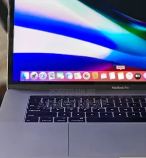 New Laptop Apple MacBook Pro 32GB Intel Core I9 SSD 512GB