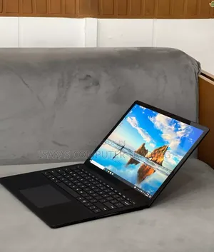 New Laptop Microsoft Surface 16GB Intel Core I7 SSD 512GB