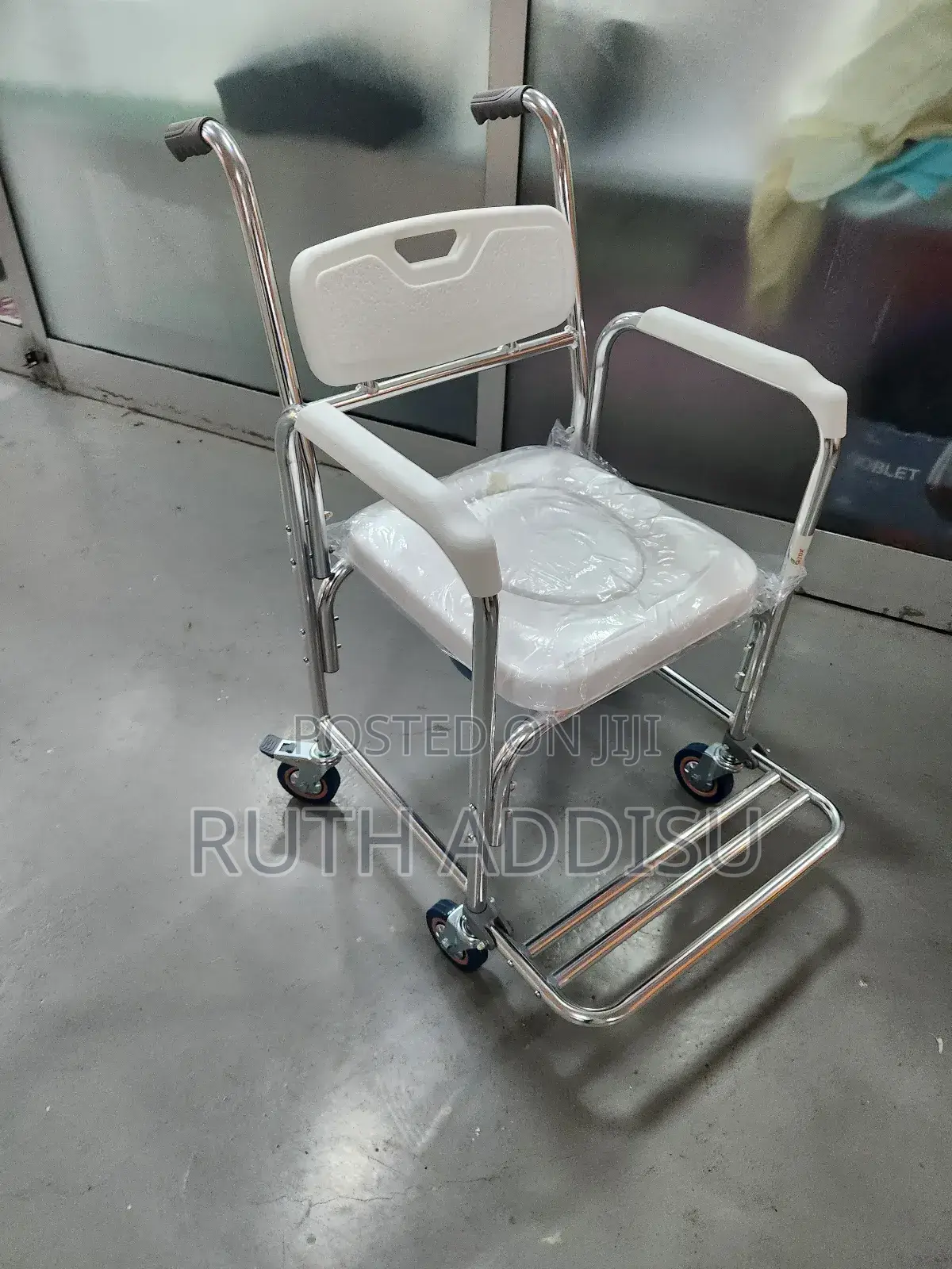 Wheelchair建立commode Wheelchair懲治toilet Wheelchair䐭你wheelchair Commode