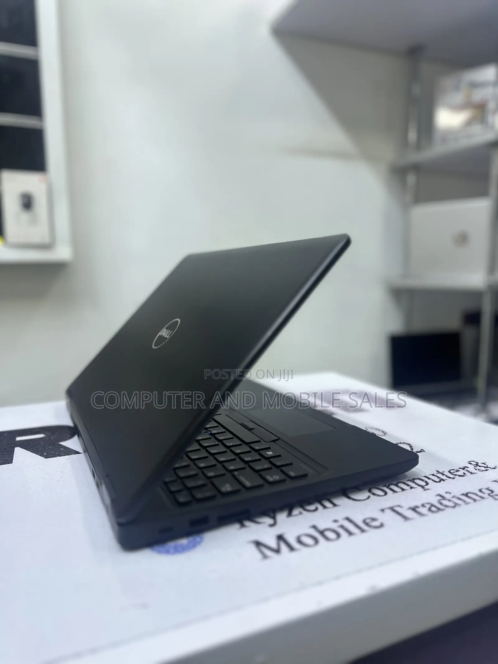 New Laptop Dell Latitude 5310 16GB Intel Core I7 HDD+SSD 512GB