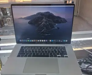 New Laptop Apple MacBook Pro 2019 16GB Intel Core I7 SSD 512GB