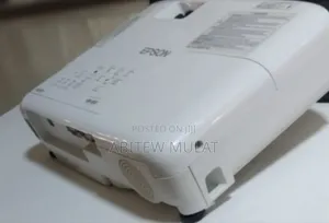 Epson Projector Model Name: Eb-E01 Hardware Interface: