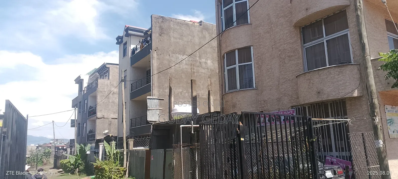 3bdrm Duplex in Akaky Kaliti for sale