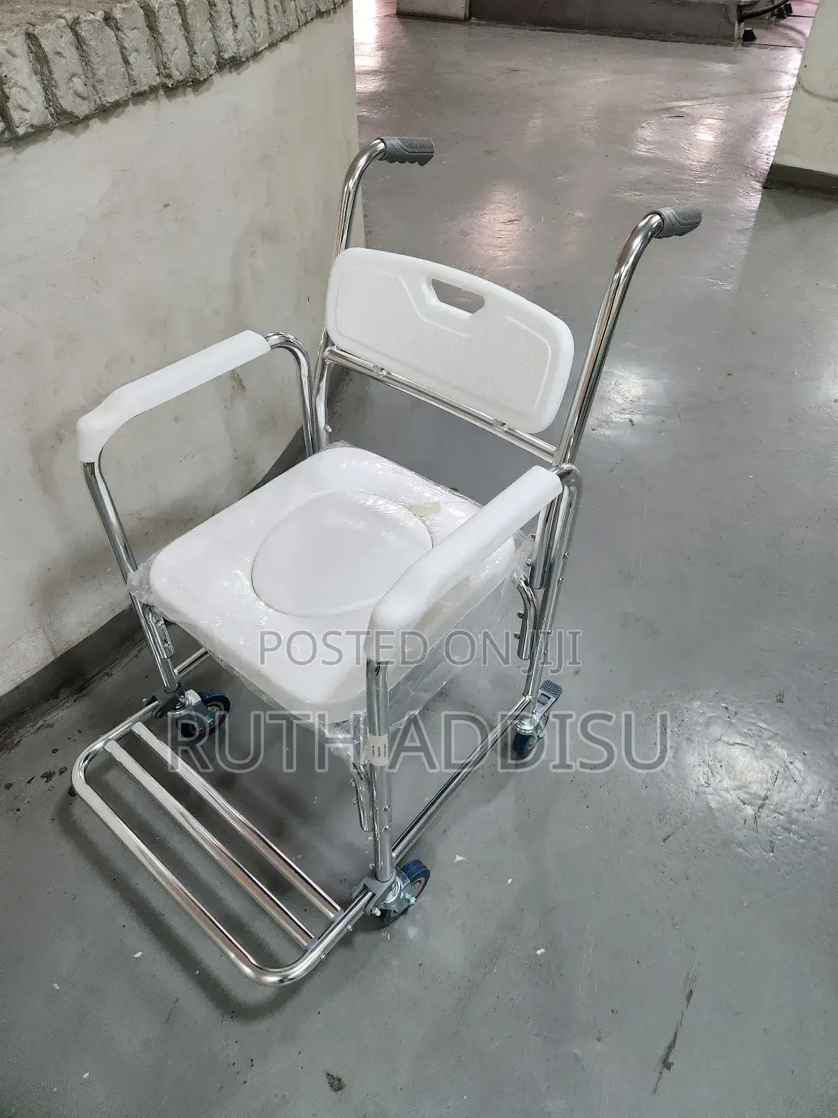 Wheelchair肺部commode Wheelchair延伸poty Wheelchair有關commode Wheelchair