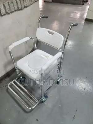 Wheelchair肺部commode Wheelchair延伸poty Wheelchair有關commode Wheelchair