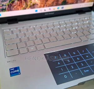 New Laptop Asus Zenbook 14 UX434 16GB Intel Core I7 SSD 1T