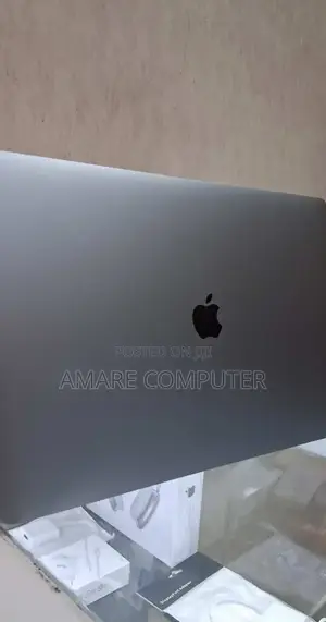 New Laptop Apple MacBook Pro 2019 32GB Intel Core I9 SSD 1T