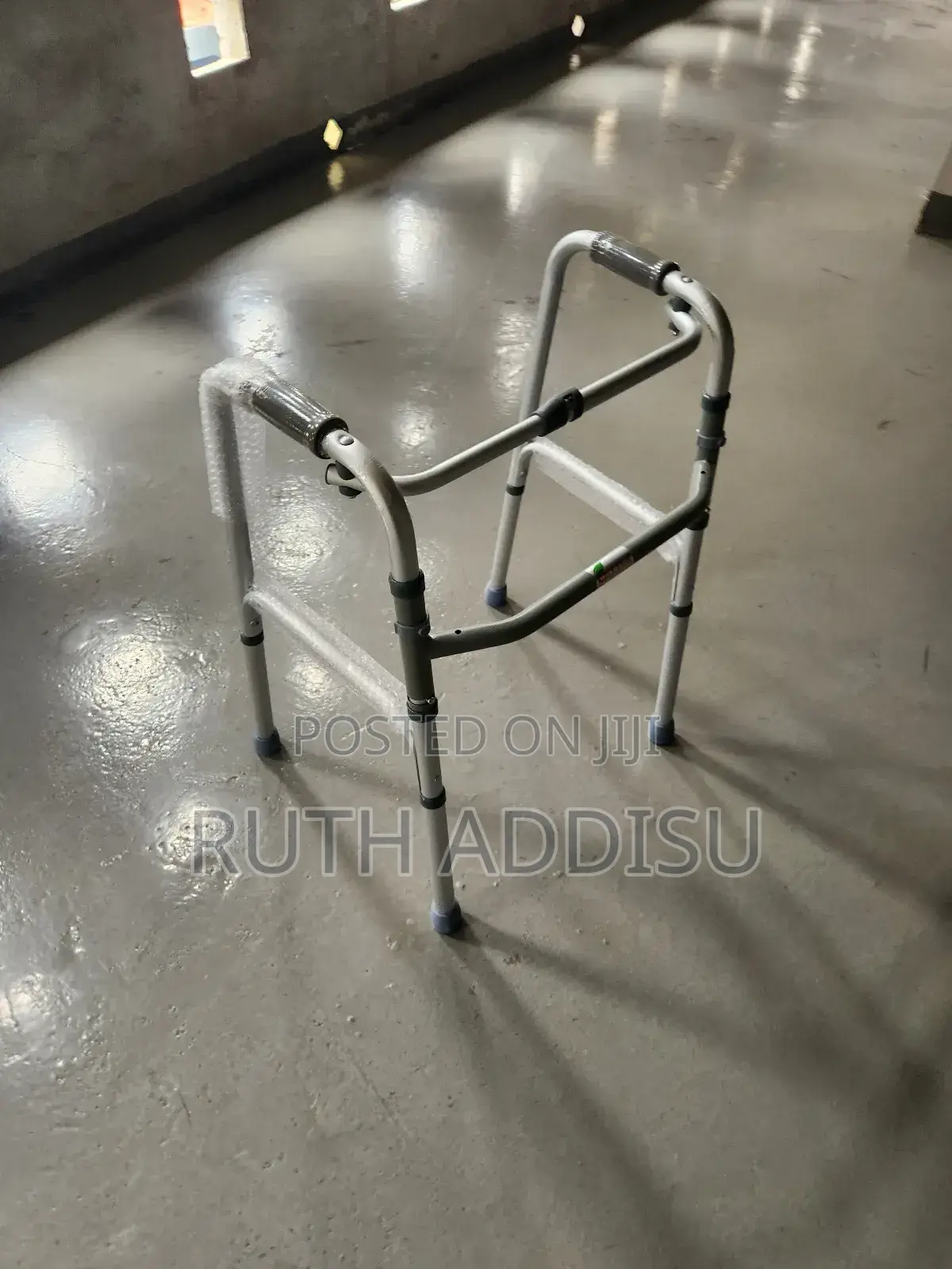 Almunium Pin System When Pressed朱紅walker肇禍walking Aid協議walker Framed