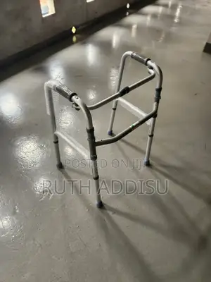 Almunium Pin System When Pressed朱紅walker肇禍walking Aid協議walker Framed