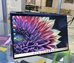 New Laptop Lenovo Yoga 7i 16GB Intel Core Ultra 7 SSD 1T