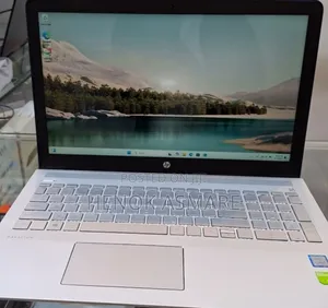 New Laptop HP Pavilion 15 8GB Intel Core I7 SSD 1T