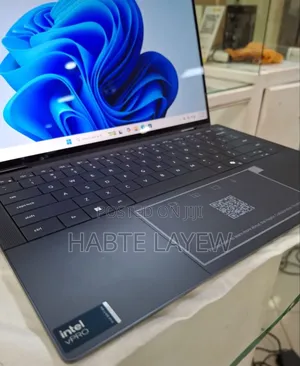 Photo - New Laptop Dell Latitude 9410 32GB Intel Core Ultra 7 SSD 1T