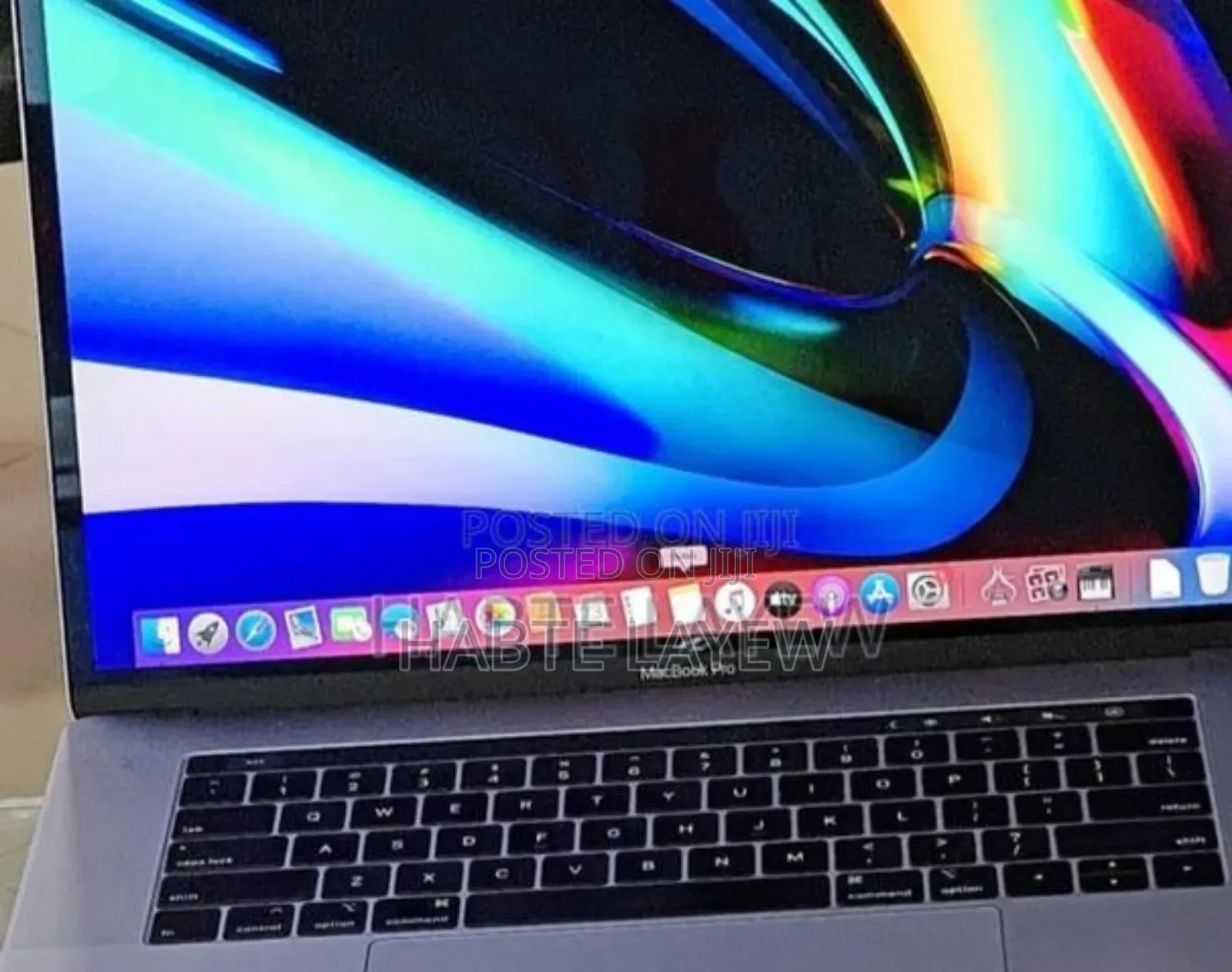 New Laptop Apple MacBook Pro 2017 32GB Intel Core i9 SSD 512GB